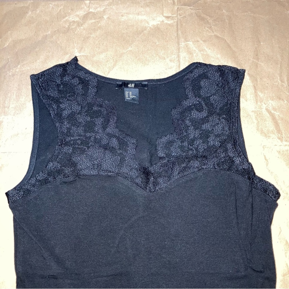 H&M top - Picture 1 of 10
